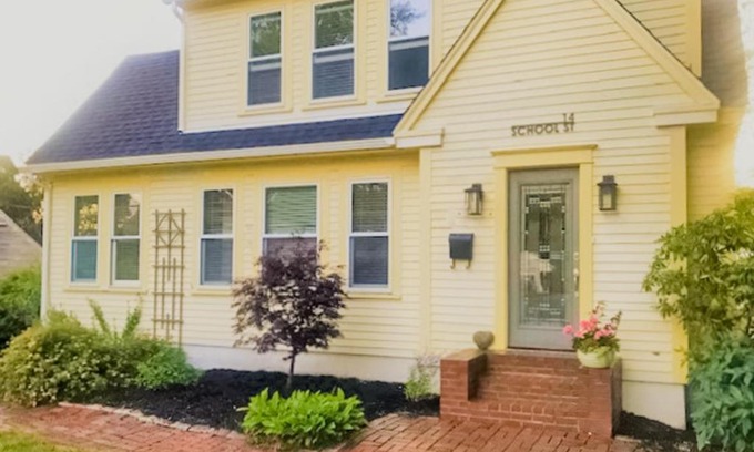 Boothbay Harbor House | Bees Knees House