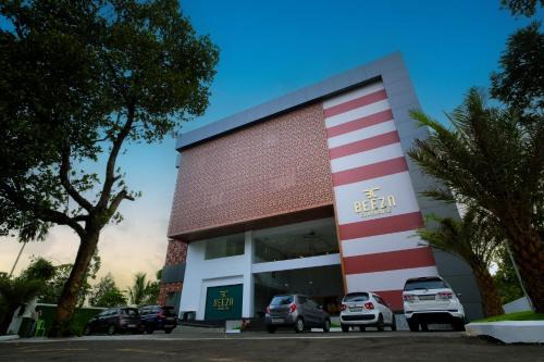 Kuruppumthara Hotel | Beeza Clubhouse
