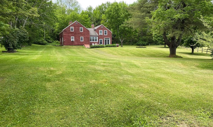 Cherry Valley House | Begin your “Great Escape” in our charming country home! 3 bedrooms w/WiFi & AC