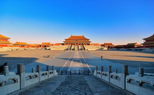 Dongcheng Hotel | Beijing Tangfu Sanlitun BOUTIQUE Hotel-Breakfast, restaurant and bar, close to Tian'anmen Square Forbidden City Temple of Heaven, laundry, gym, robot, ticket service, located in city center Metro line 2, one station to Airport Express