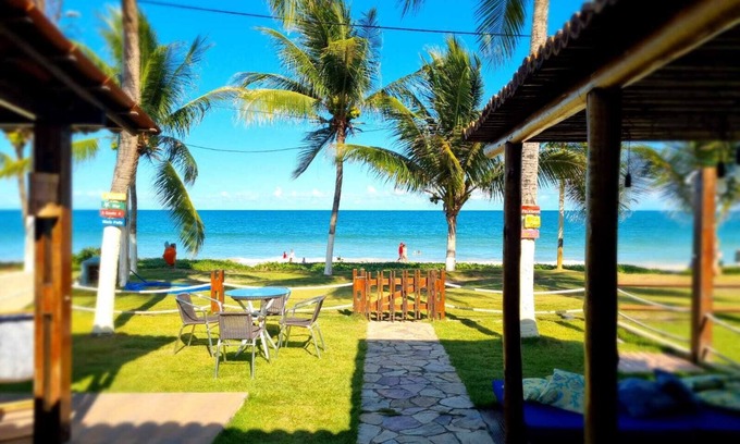 Tamandare Condo | Beira Mar Beach House in Condominium with Leisure Area (Park and Court)