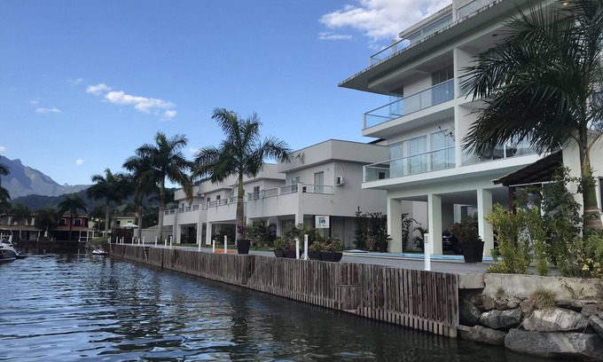 Japuiba House | Beira Mar House in Angra dos Reis - Close to commerce in secure condominium