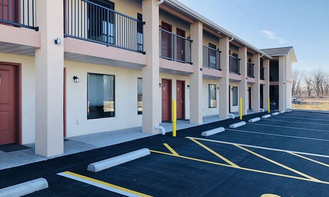 Wood River Hotel | Bel Air Motel