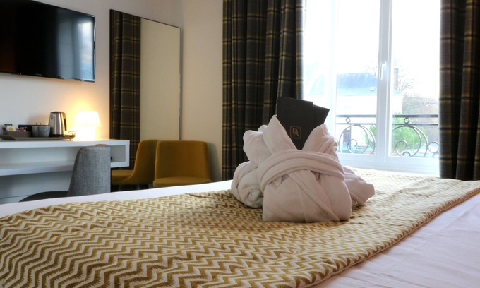 Pacy-sur-Eure Hotel | Bel Ami
