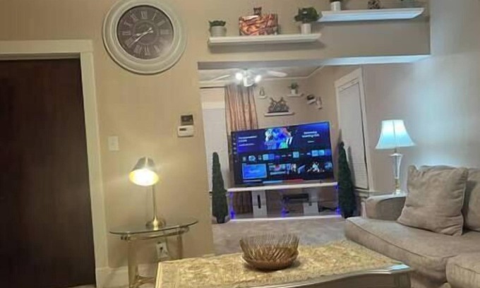 Sioux City Apartment | Bel apartment 4Beds/2BR with 100% Fiber internet, Bel apartment in Morningside