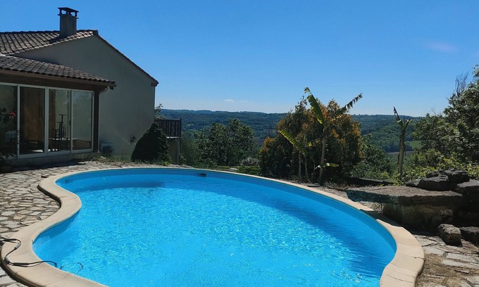 Serignac Villa | Bel Appartement de Vacances Avec Piscine