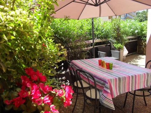 Cavaliere Apartment | Bel appartement 2 chambres mer 400m clim
