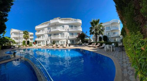 Belek Apartment | Belka Golf Residence Exclusive Apt Poolside