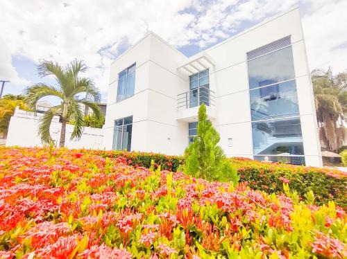 Melgar House | Bellísima casa quinta capacidad 20 personas