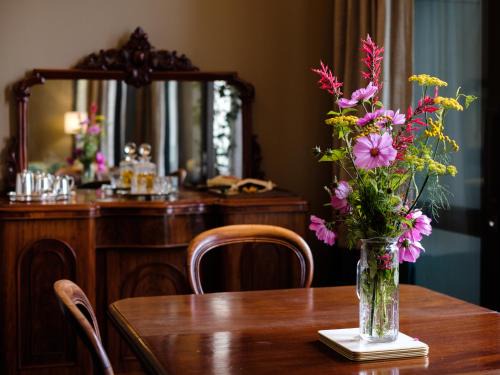 Dunedin City Centre Apartment | Bell Hill Apartments