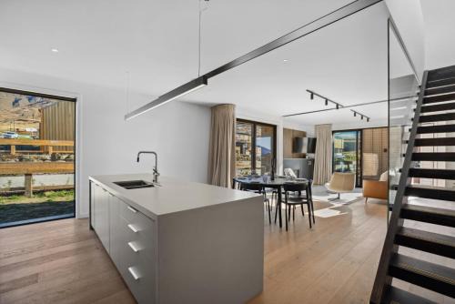 Cardrona Villa | Bella Coola by Mt Cardrona Station