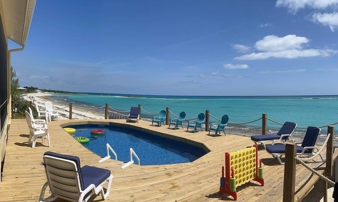 Green Turtle Estates House | Bella Mare' : Bahamas Oceanfront Rental with Large Hot Tub and Pool.