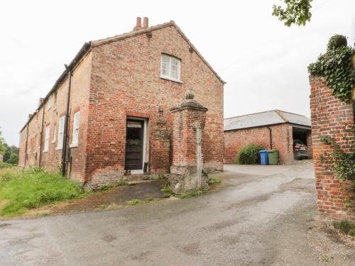 North Dalton House | Bella's Cottage