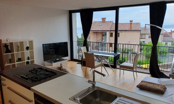Koper Apartment | Bella Vista Lux Apartment with private Terrace and Sea-view