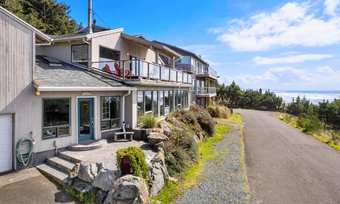 Manzanita House | Bella Vista MCA 1046