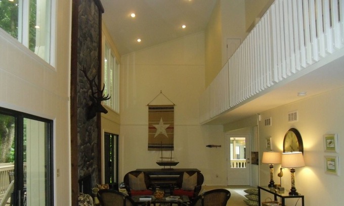 Cumming House | Bella Vita, live the good life on Lake Lanier