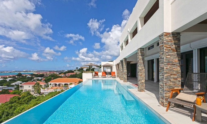 Pelican Key Villa | Bella Vita Luxury villa
