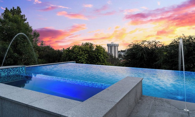 Bel Air House | Bellagio Estate/8bdr infinity pool