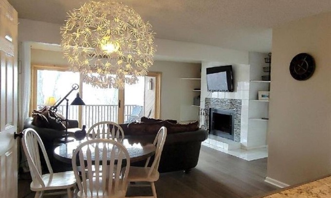 Bellaire Condo | Bellaire, MI 2Bed, 3Bath Condo Shanty Creek-Winter Fun-World Class Golf Sleeps 8
