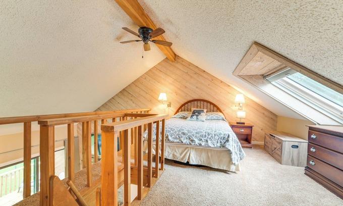 Bellaire Apartment | Bellaire Ski Condo: 1 Mi to Summit Mountain!