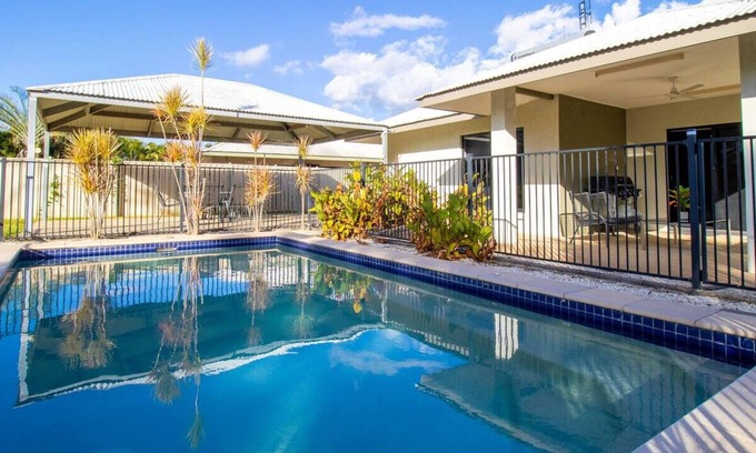 Bellamack House | Bellamack Beauty | Pool and Pergola | 3 Bed 2 Bath by Tropical BNB