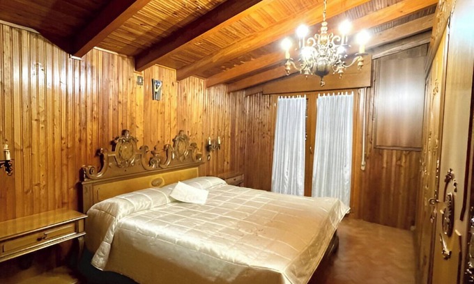 Vertova Apartment | Bellavista apartment in Vertova with breathtaking mountain views