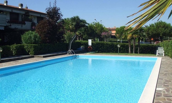 Colombare Apartment | Bellavista Sirmione - with pool and private parking