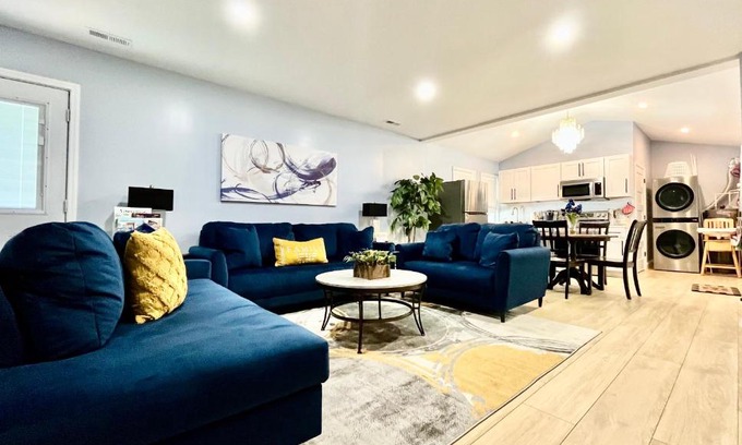 Grasonville Apartment | Belle Blu