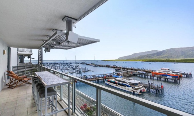Cairns Central Business District Apartment | Belle Escapes 24 Harbour Lights Water View Apartment