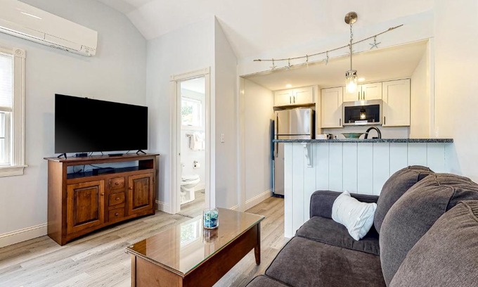 Wells House | Belle of Maine Cottage 24