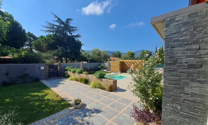 Argeles-sur-Mer Villa | Belle villa avec piscine vue montagne à 10 mn de la mer à Argeles