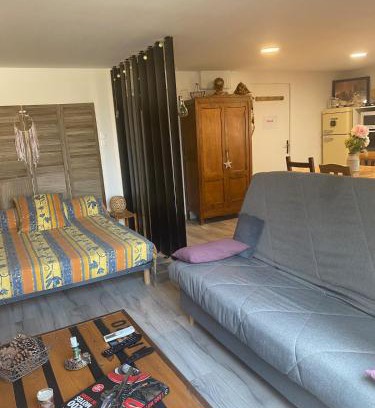 Nerondes Apartment | Bellevue