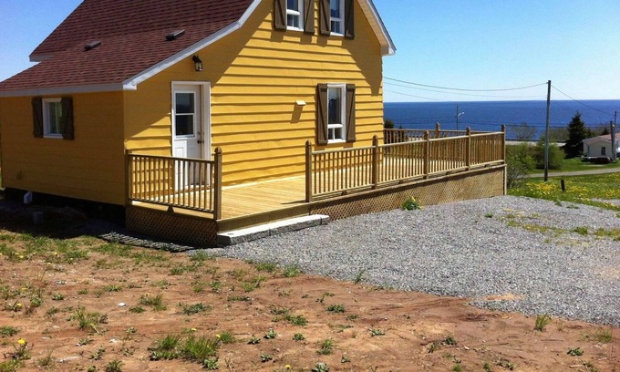 Perce Ski Chalet | Bellevue House (SPA, sea view)