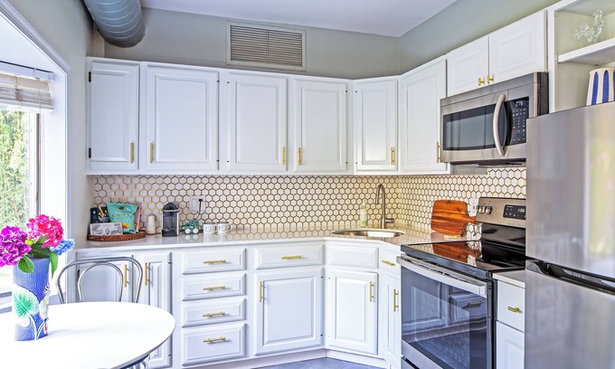 Bellport Hotel | Bellport Inn