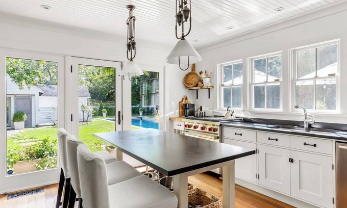 Bellport House | Bellport Village Whalers House