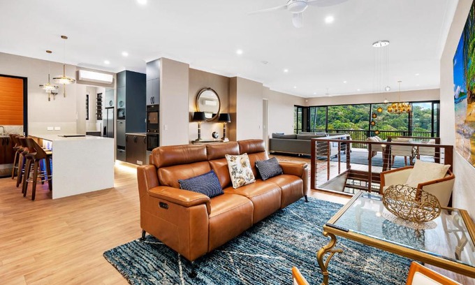Bayview Heights House | Belmont