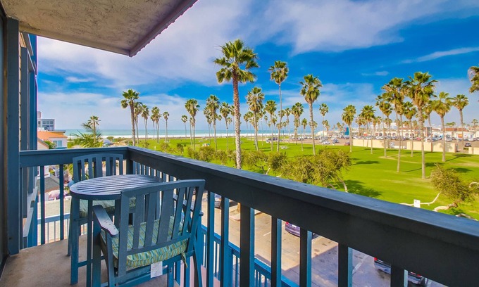 San Diego Condo | Belmont Patio - Ocean View, Pet Friendly, Patio, & Garage