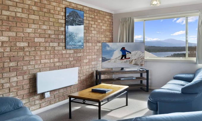 Jindabyne House | Beloka 7 - 2BR Townhouse l Lake Views l Spa Bath l WiFi