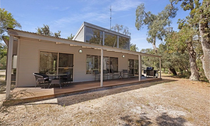 Forge Creek House | Beluga - Waterfront Retreat: Secluded lodges perfect for nature lovers
