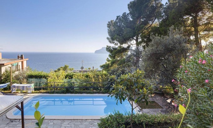 Torre del Mare Apartment | Belvedere su Spotorno