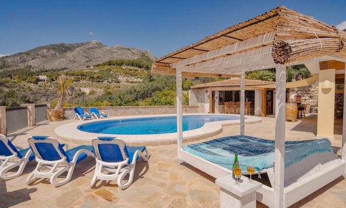 Callosa d' En Sarria House | Belvilla by OYO Villa Nancy