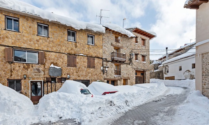 Gudar Apartment | Belvilla by OYO Apartment in GUDAR