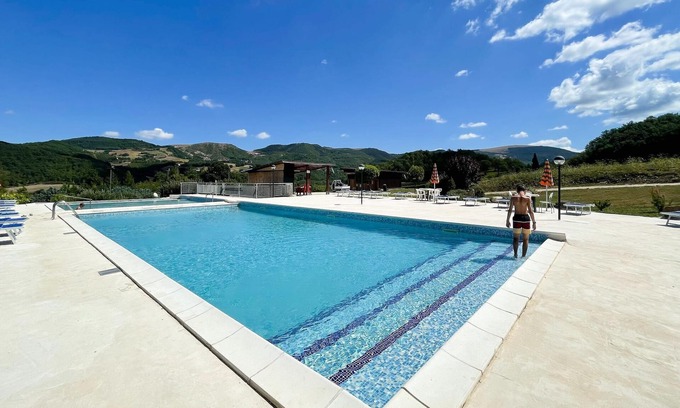 Urbania House | Belvilla by OYO Bach