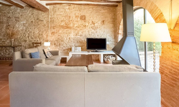 Pira Cottage | Belvilla by OYO Cal Capdevila 1