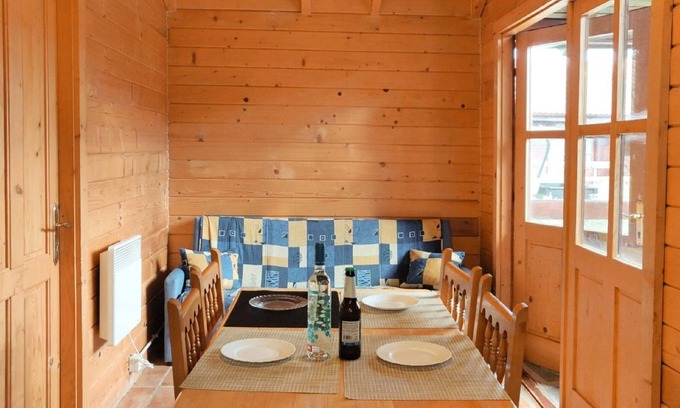 Prades House | Belvilla by OYO Camping Prades 3