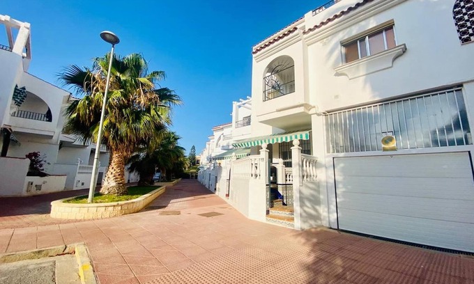 Calahonda Apartment | Belvilla by OYO La Perla de AndalucÃ­a