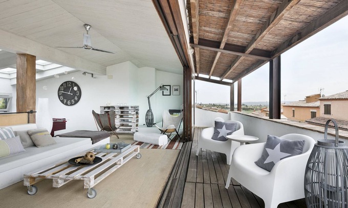 La Tallada d'Emporda Villa | Belvilla by OYO Pink House