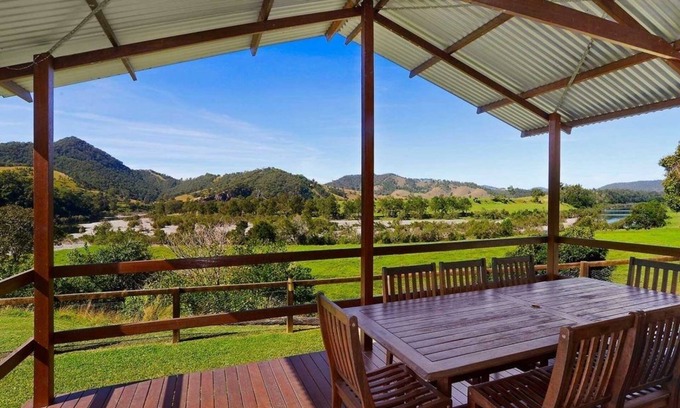 Bellbrook House | Bemurrah Homestead Holiday House