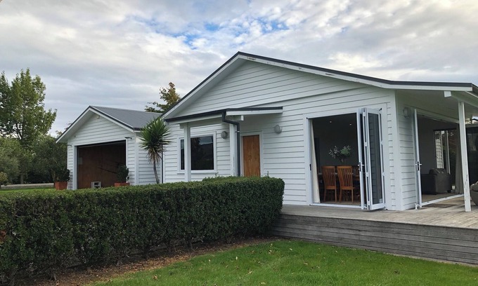 Blenheim Other | Ben Morven Vineyard Cottage