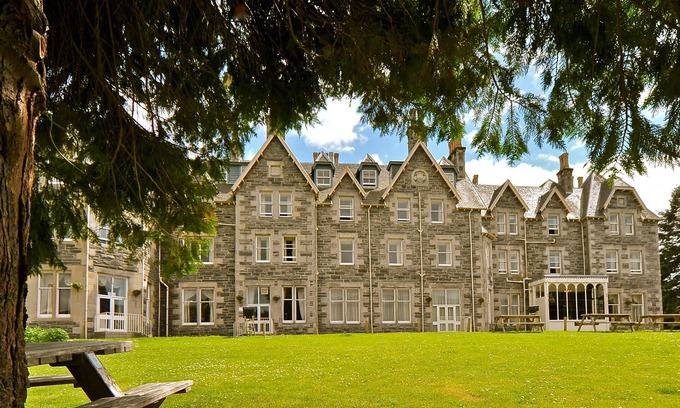Marybank Hotel | Ben Wyvis Hotel